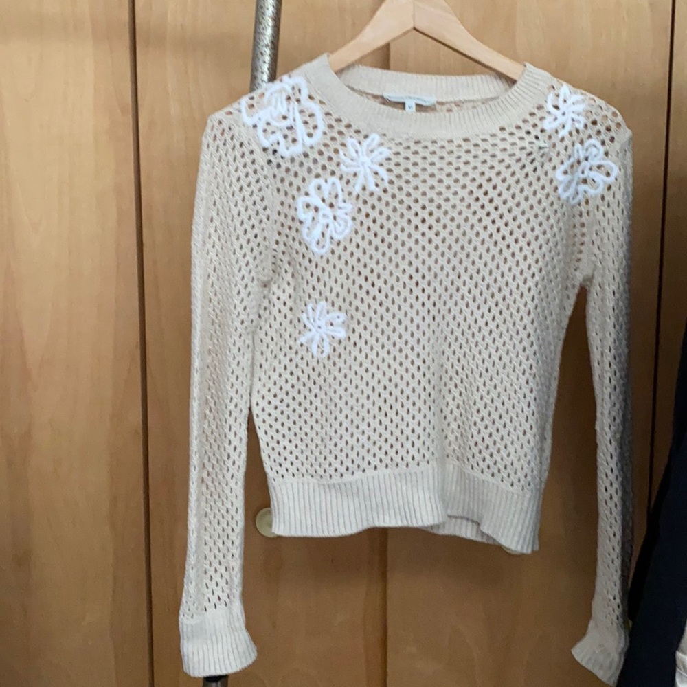 Women’s sweater